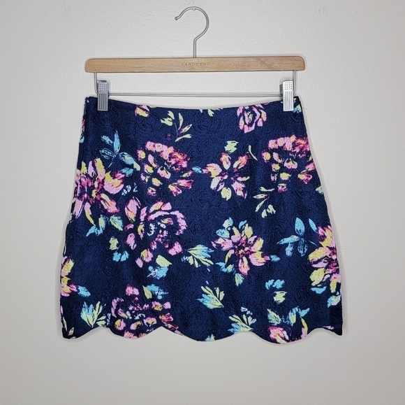 Lush | Navy Blue Pink Scalloped Hem Mini Skirt Size Medium - Picture 3 of 4
